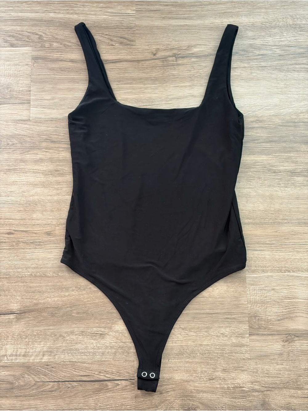 Popular 21 Women’s Black Basic Minimalist Thong Bodysuit Size L